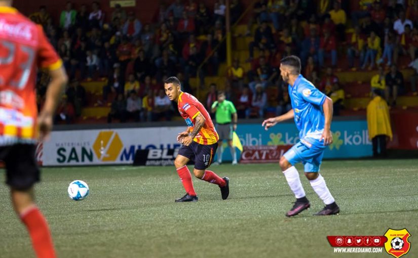 Herediano inicia el Torneo con triunfo de 4-0