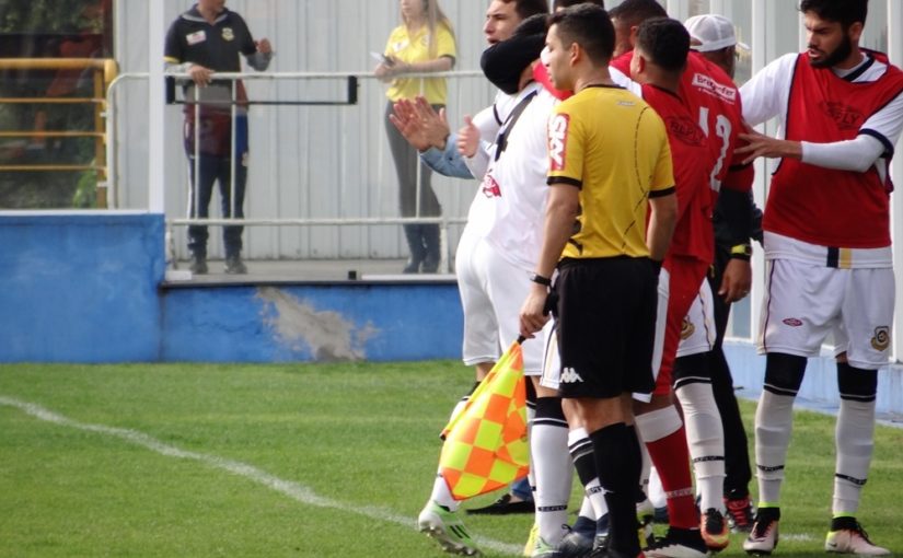 São Bernardo bate Santos B no Inamar