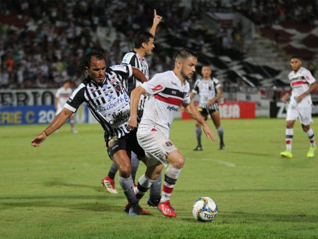 Santa Cruz empata com o Botafogo-PB, no Arruda