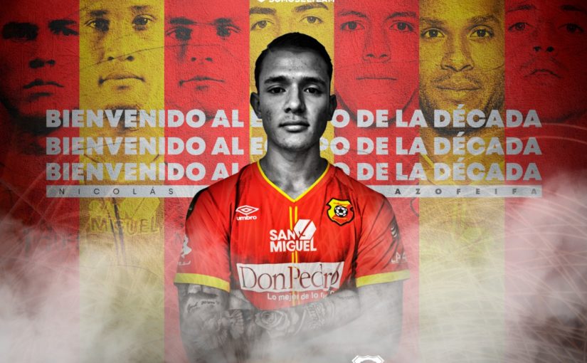 Nicolás Azofeifa llega al Herediano