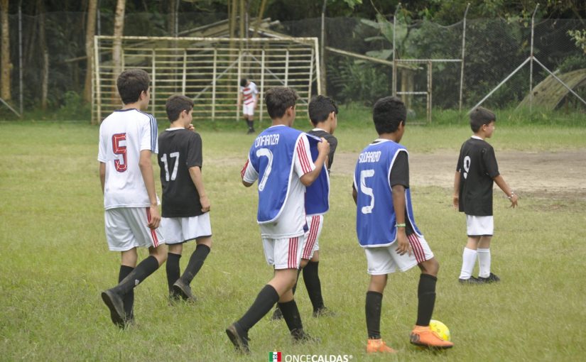 FÚTBOL PARA LA PAZ, EN NIÑOS DE LOS ANDES