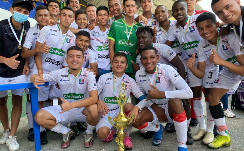 SUB 17 B GANÓ TORNEO ÉLITE DE LIGA