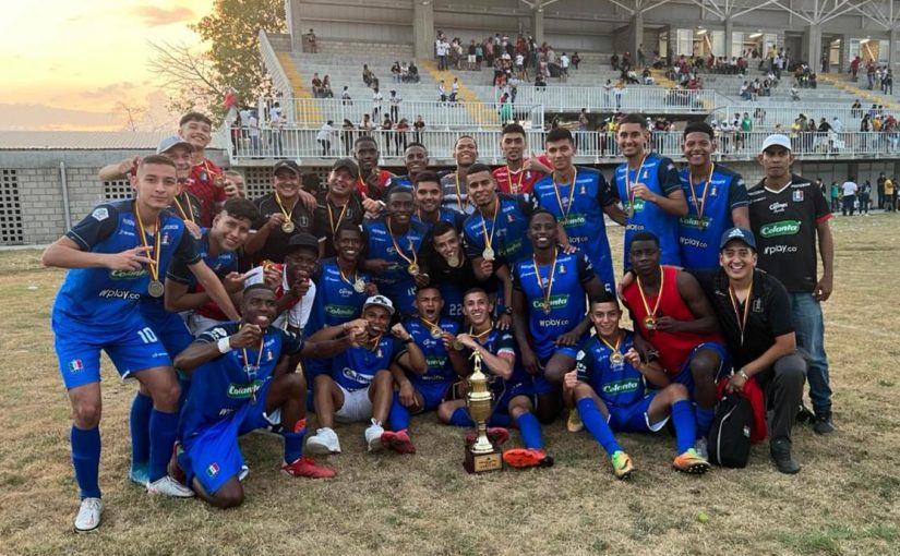 JUVENILES GANAN TORNEO NACIONAL DIFÚTBOL